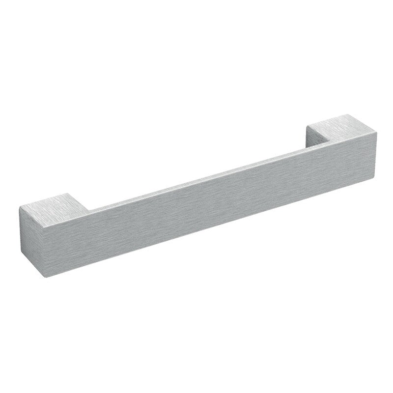 U12999 handle in zamak, satin nickel finish, length 177 mm, center distance 160 mm. Shop for reliable industrial and construction materials at Nigeria-Materiels.com. We are here to support your success.