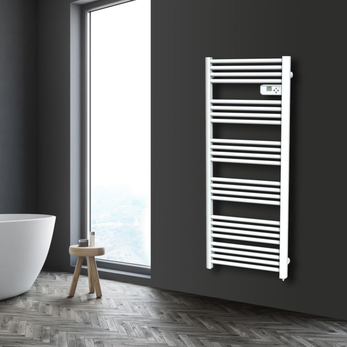 ALTERNA programmable electric towel radiator 750W 1365x545mm round tube Ref. DDD750WT151DA. Nigeria-Materiels.com provides premium hardware and industrial supplies. Trust us for all your construction needs.