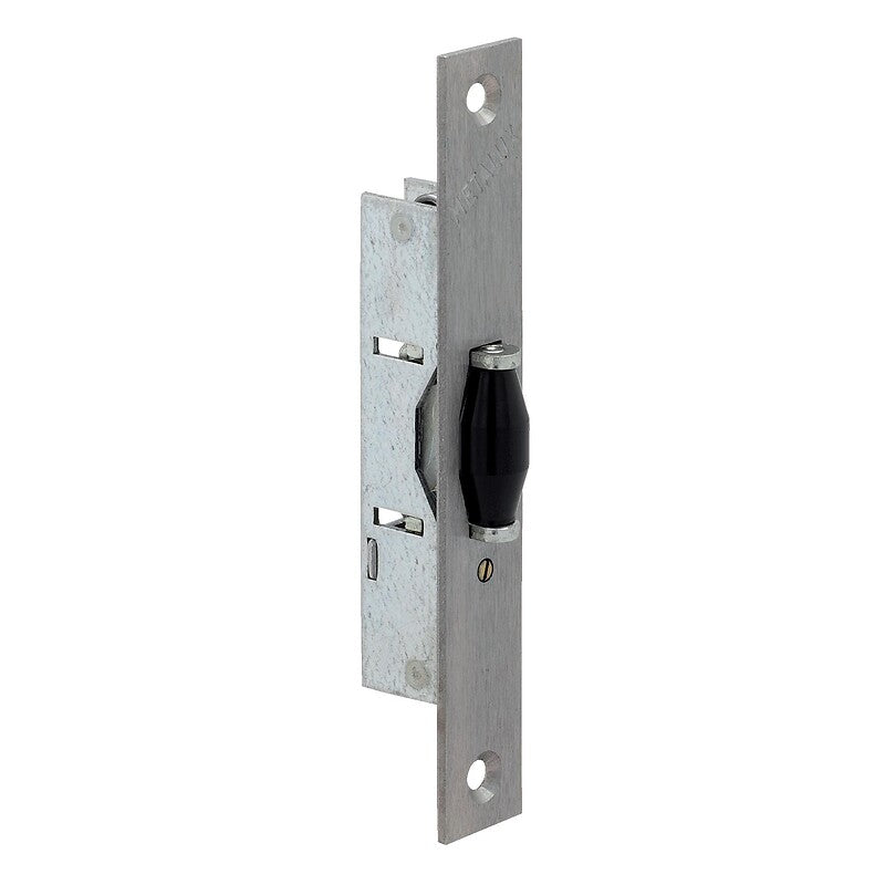 METALUX LOCK W/ROLLER N23-21. Nigeria-Materiels.com is your trusted partner for all your construction and hardware needs. Shop with us for quality and affordability.