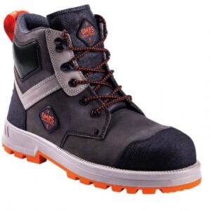 MONSTER S3 SRA 39 SHOE. Find the best construction and hardware materials at Nigeria-Materiels.com. We are your trusted partner.