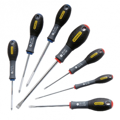 7 PIECE SCREWDRIVER SET - ELECTRICIAN / MECHANIC / POZIDRIV. Explore our collection of electrical and construction supplies at Nigeria-Materiels.com. We are your reliable partner.