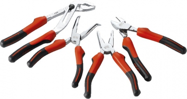 SET OF 4 BI-MATERIAL SPRING PLIERS - 1 MULTI-GRIP PLIERS, 1 DIAGONAL CUTTING PLIERS, 1 1/2 ROUND NOSE PLIERS, 1 UNIVERSAL PLIERS. Find high-quality hardware and plumbing products at Nigeria-Materiels.com. We cater to both small and large-scale projects.