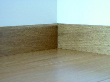 VARNISHED PLATED SKIRTING BOARD DIM. 13X80X2200 MM MATT OAK. Nigeria-Materiels.com is dedicated to providing premium industrial and plumbing supplies. Your satisfaction is our goal.